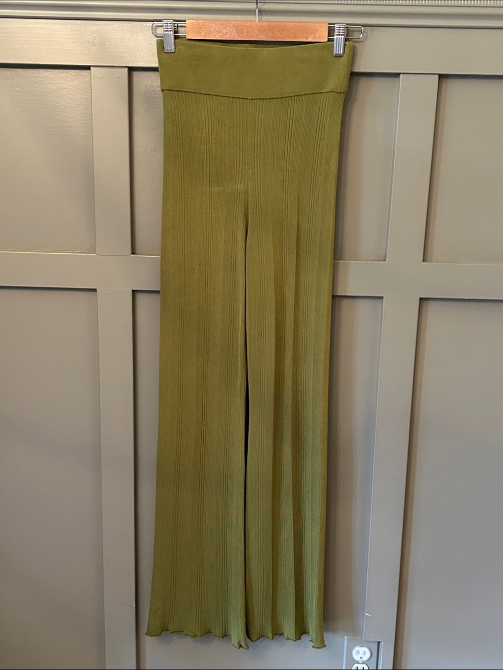 Everlane The Rib Knit Stretch Flare High Waisted Pants Moss Green Size XS